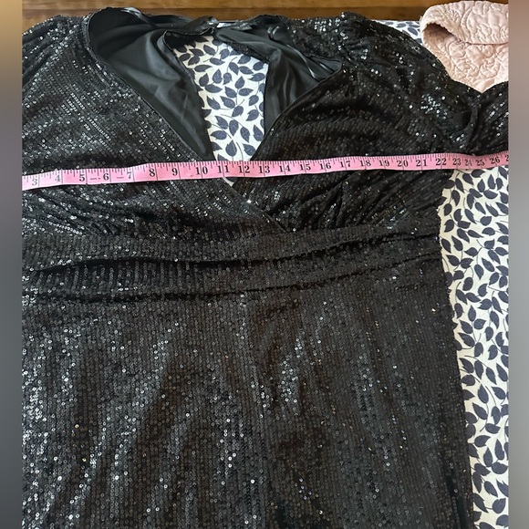 Miss Avenue Black Comet Sparkly Sequin Surplice Deep V-Neckline Jumpsuit NWT 2X - Picture 13 of 16